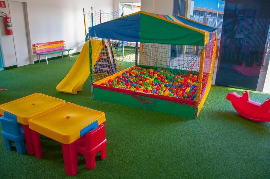 كلدس نوفاس Lacqua Diroma V Apt Localizado Proximo A Portariaparque Aquatico Completo Nao Dispomos De Roupa De Cama E Banho المظهر الخارجي الصورة